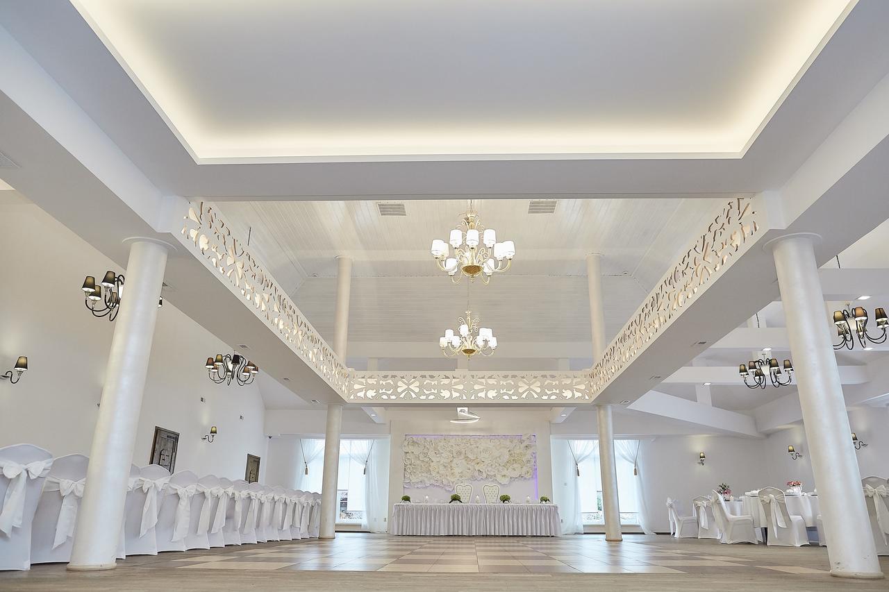 Karczma Biesiadna Bed & Breakfast Dalnia ภายนอก รูปภาพ